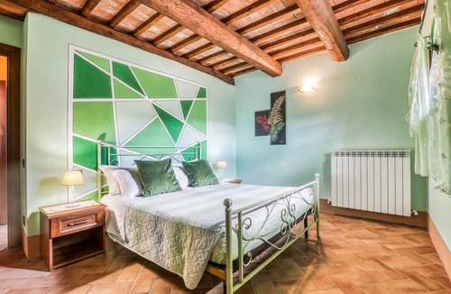 Radicofani House | Farmhouse with pool - Apartment Ginestra