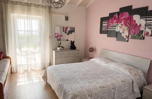 Castelnuovo Magra House | Fattoria Cristina Family Duplex with Pool, Panoramic Terrace & Farm Animals - Bilo Rosa