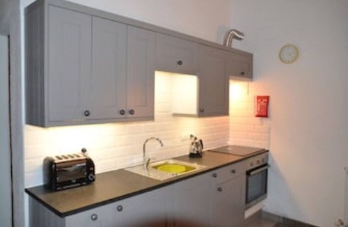 Castiglione della Valle Apartment | Fico Apartment with solar heated pool set in the Umbrian countryside