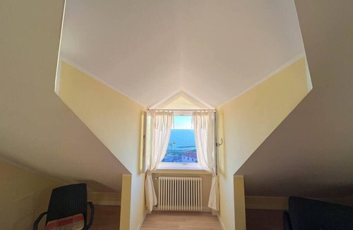 Santo Stefano al Mare Apartment | Finestra sul Mare