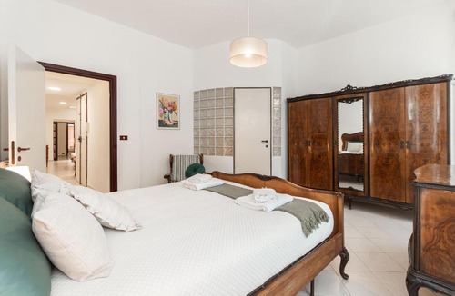 Vado Ligure Apartment | "Fiordolce" a due passi dal mare