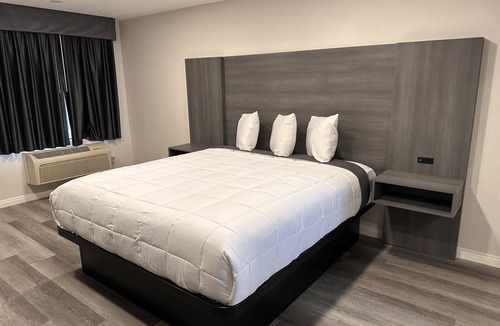 West Covina Hotel | Five Star Inn West Covina