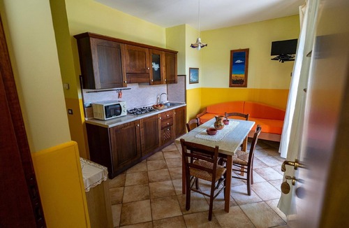 Cessapalombo Other | flat 'Girasole' with swimming pool