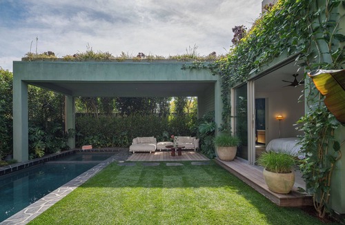 West Hollywood West Villa | Flora House Lush Get away in LA
