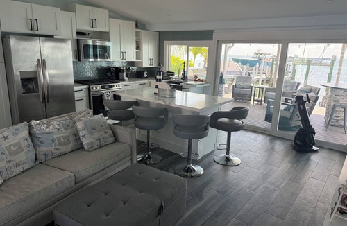 Layton House | Florida Keys Bayside with Beautiful Sunset Water Access and View