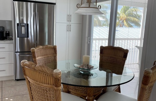 Layton House | Florida Keys Waterfront home with beautiful sunset views.