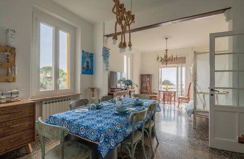 Nervi Apartment | Focaincontromano Seaview, Genova