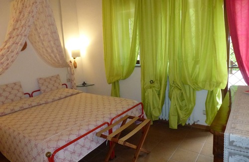Torgiano House | Free WIFI. Vegetable garden free, Our wine on welcome basket free.