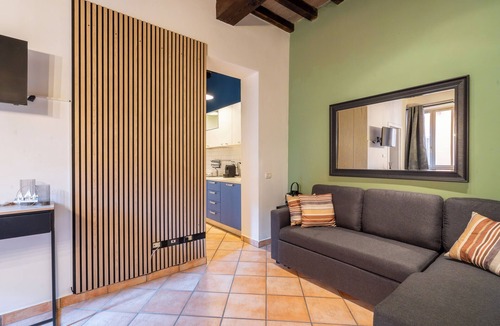 Parma City Centre Apartment | FREEDOM INDUSTRIAL CENTRALLY LOCATED FOR FAMILIES AND WORKERS