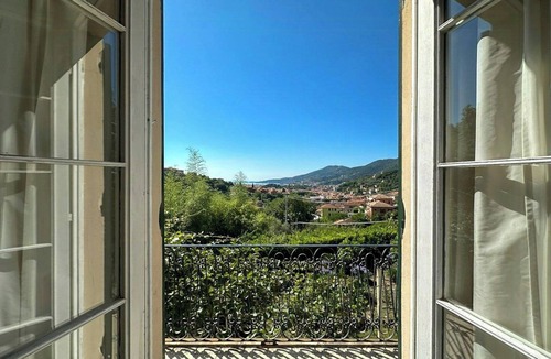 La Foce House | Frescoed villa on hills near Cinque Terre