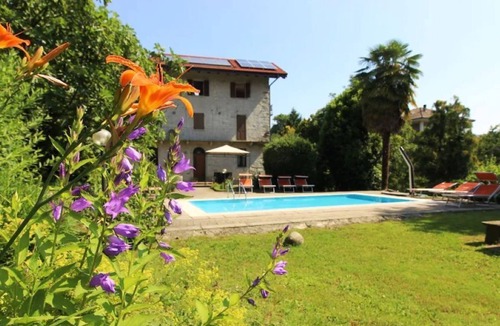 Ameno Apartment | Frey apt. 1 + Frey apt. 2 at Lake Orta with garden and pool