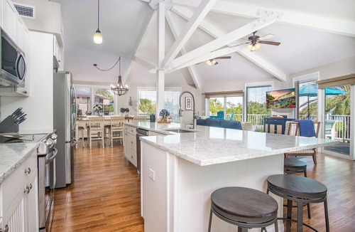 Little Torch Key House | Frigate's Nest extraordinary 8bed/8bath nightly rental with dockage & private pool
