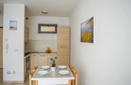 Foggetta Apartment | G.Bay C18 - First floor apartment with balcony and hill view