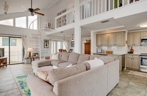 Cutthroat Harbor Estates House | Gasparilla Villa - Your Ocean View Oasis on Cudjoe Key - Sunset Views!
