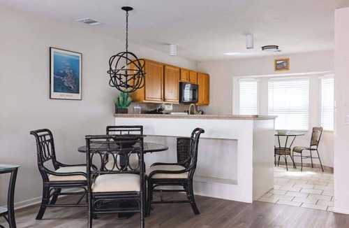 Old Town Condo | Gated Parking, Heated Pool - Villa Positano