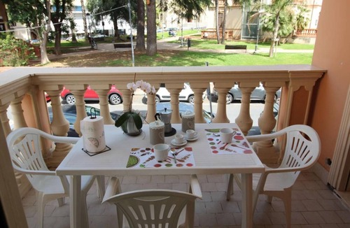 Arma di Taggia Apartment | Geranei Appartamento Trilocale a 50 metri dal mare