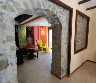 Giusvalla Villa | Giusvalla Forest Villas & Retreat, Liguria