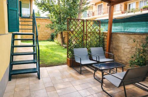 Torre Angela House | Golden Stay Rome - Golden Room with Private Kitchen and Garden - Close to Metro C