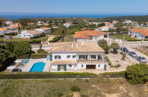 Aljezur Villa | Good Vibes Villa