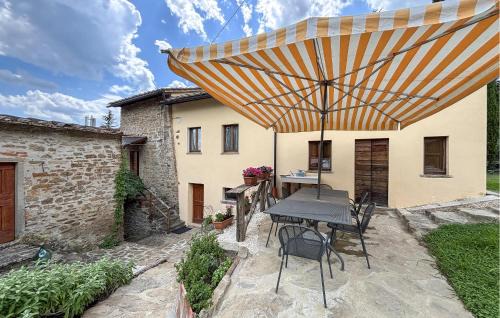 Pieve al Bagnoro House | Gorgeous Home In Palazzo Del Pero Ar With House A Panoramic View