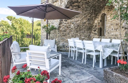 Maglietola House | Gorgeous home in Fivizzano