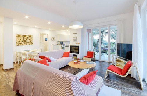 Leivi Apartment | Gorgeous apartment in San Bartolomeo di Leiv