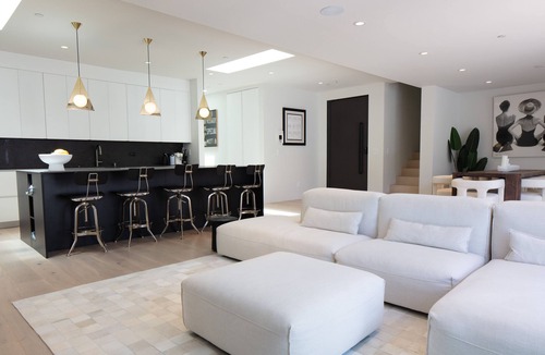 Beverly Grove Villa | Gorgeous Luxury 4.5B/B a Private Pool and Spa, Secluded Gated by Melrose Pl.