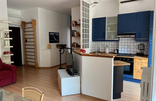 Fiera Apartment | Grazioso e Accogliente Appartamento in Zona Centrale City Life