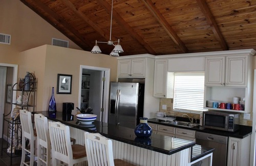 Islamorada House | GREAT LOCATION ! White Marlin Beach House, Islamorada