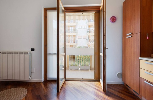 Affori House | GuestHost - Comfy Studio only 900m from Affori FN Station!
