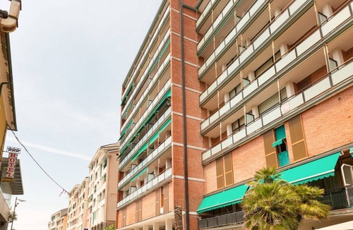 Deiva Marina Apartment | GuestHost - Deiva Marina APT SEA VIEW! Box car and balcony!