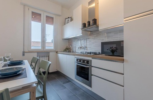 Ferrara Apartment | GuestHost - Ferrara Il Castello Dazzling Apartment