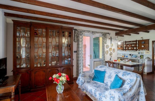 Cason della Guardia Apartment | GuestHost - Into the Green! Imperia Appt with Parking & Pool