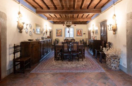 San Romano in Garfagnana Apartment | GuestHost - Sillicagnana Castle Villa with Swimming Pool!