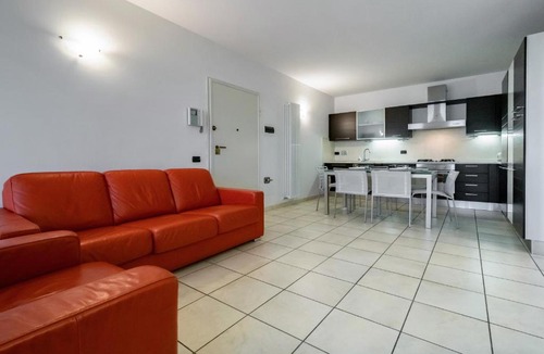 Pugliola Apartment | GuestHost - Piana di Solaro Modern Flat & Swimming Pool