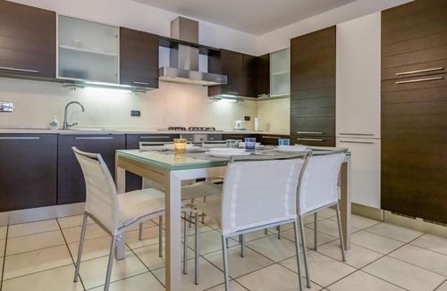 Pugliola Apartment | GuestHost - Piana di Solaro Modern Flat & Swimming Pool