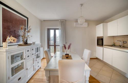 Badiola Apartment | GuestHost - San Martino in Campo Bright Apartment