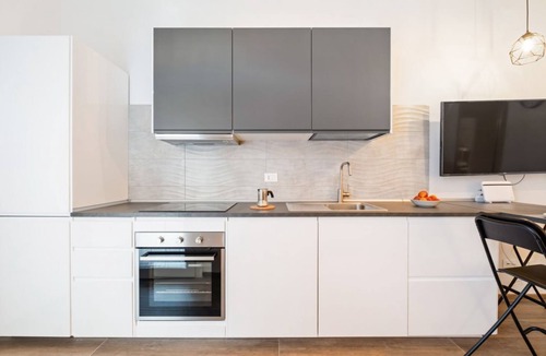 San Donato Apartment | GuestHost - The apartment is located on the ground floor of a building.It comfortably accommodates 3 people in 40 square meters of space, with a double bedroom and a french sofa bed in the living room.The apartment is located a few minutes on foot from F
