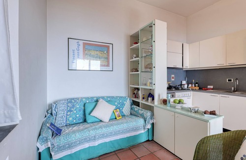 Latte Apartment | Hanbury Apt Pool And Sea, Ventimiglia, Italy
