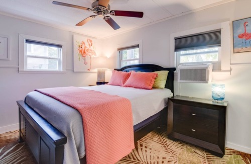 Big Coppitt Key House | Have It All! Pool, Canal to the Gulf, Tiki Hut & Huge Dock.