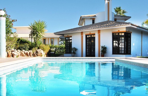 Vale do Garrao Villa | Heatable pool, BBQ & total privacy
