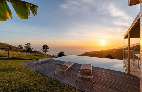 Calheta Villa | Heated Infinity Pool Villa BBQ Bar Valley Views Private Hillside Setting