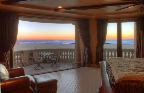 Hermosa Beach House | Hermosa Beach Strand Mansion