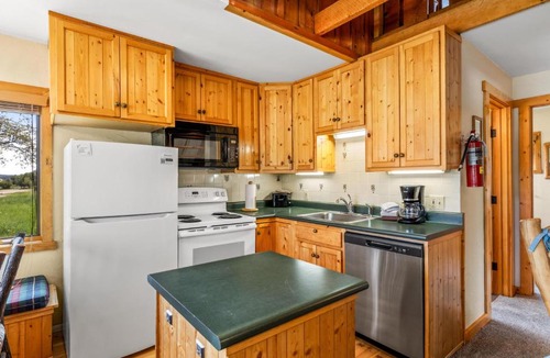 Clark Ski Chalet | Hiker