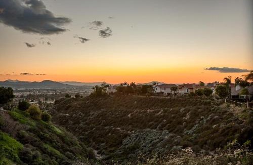 Highland House | Hilltop Lux