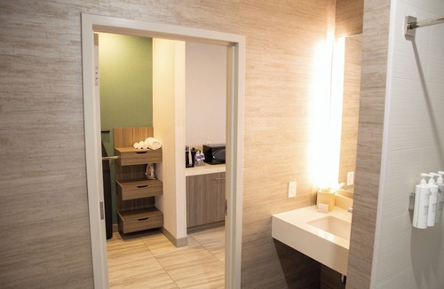 Montebello Hotel | Hilton Garden Inn Los Angeles Montebello