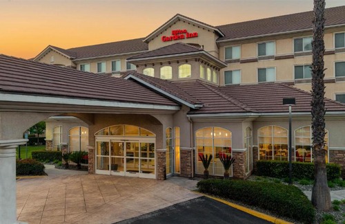 Rancho Cucamonga Hotel | Hilton Garden Inn Ontario Rancho Cucamonga