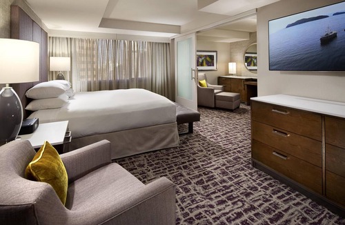 West Gateway Hotel | Hilton Long Beach Hotel