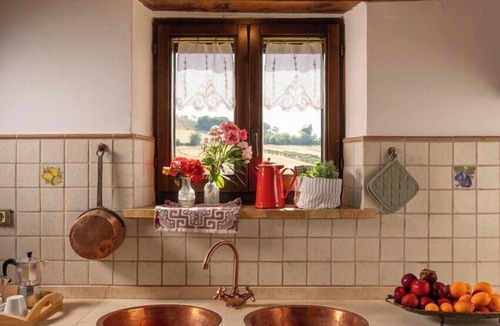 SantʼAngelo in Pontano House | Historic villa with pool in Marche hills