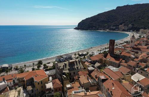 Noli Villa | Historic Castle Villa 1 - Sea View & Garden